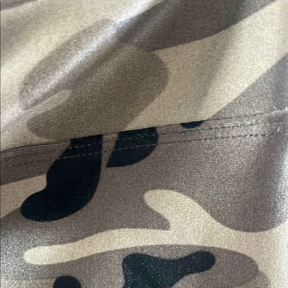 Koral Green and Brown Camouflage Leggings with Stretchy Fit - Picture 5 of 7